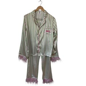Lola and the Boys Women’s Wicked Galinda Elphaba Satin Feather Pajamas Set Small